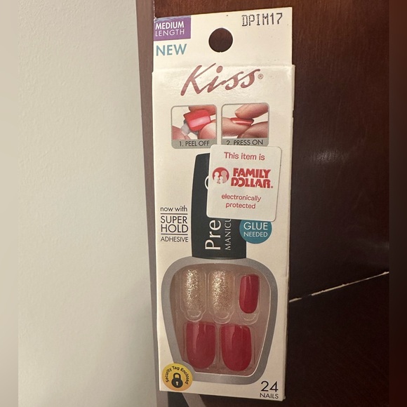 Kiss Press-On Manicure - Picture 3 of 6